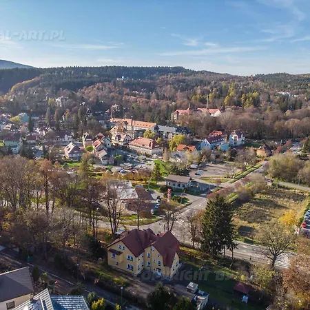 Apartment Pokoje Trzy Kolory - Polanicaapartamenty Pl *
